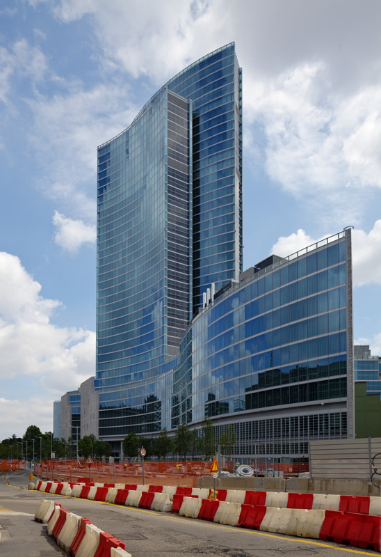 Palazzo Lombardia (Pei Coob Freed Partners, 2010)